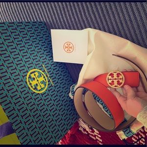 Tory Burch belt. Orange small size